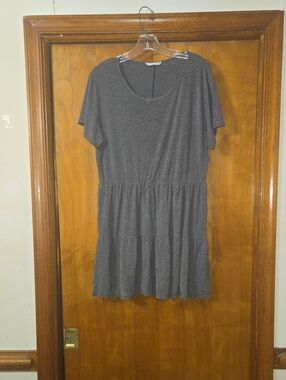 Casual Short-Sleeve Tiered Tunic Dress - Gray